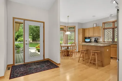 7081 Crowne Oak Road Eden Prairie MN 55344