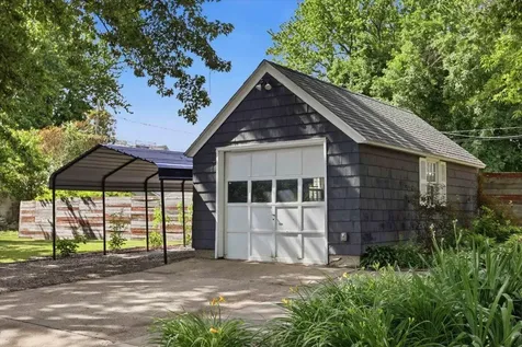 112 Franklin Avenue NW Watertown MN 55388