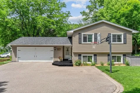 1180 Lake Lucy Road Chanhassen MN 55317
