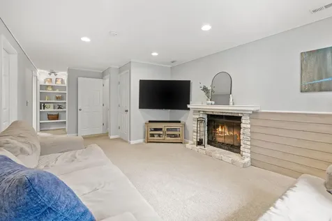 1180 Lake Lucy Road Chanhassen MN 55317