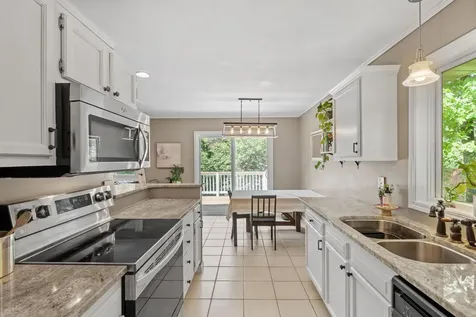 1180 Lake Lucy Road Chanhassen MN 55317