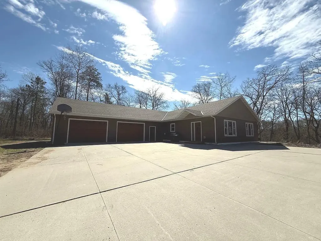 21641 Duck Lake Drive Menahga MN 56464