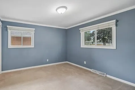 5518 Regent Avenue N Crystal MN 55429