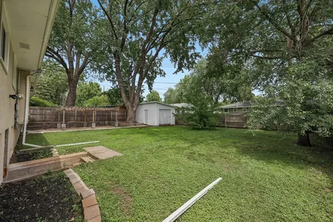 5518 Regent Avenue N Crystal MN 55429