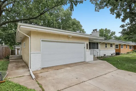5518 Regent Avenue N Crystal MN 55429