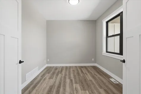 329 138th Avenue Saint Joseph Twp WI 54082