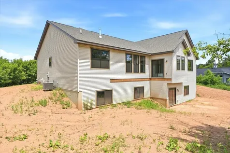 329 138th Avenue Saint Joseph Twp WI 54082