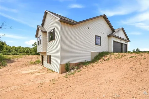 329 138th Avenue Saint Joseph Twp WI 54082