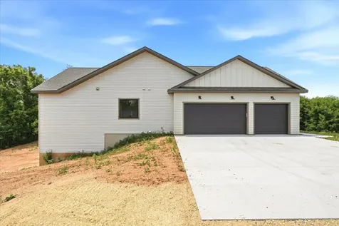 329 138th Avenue Saint Joseph Twp WI 54082