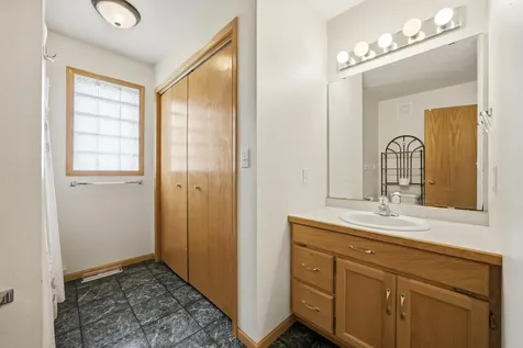 1534 Woodridge Lane West Fargo ND 58078
