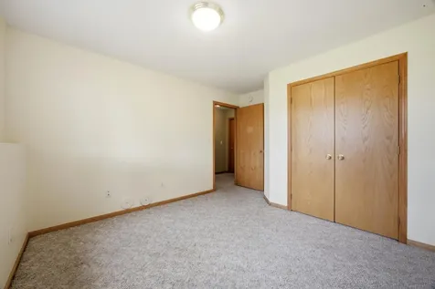 1534 Woodridge Lane West Fargo ND 58078