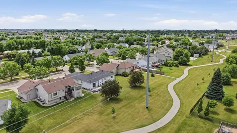 1534 Woodridge Lane West Fargo ND 58078