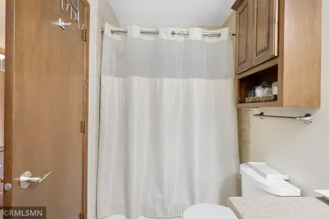 1501 W 140th Street Burnsville MN 55337