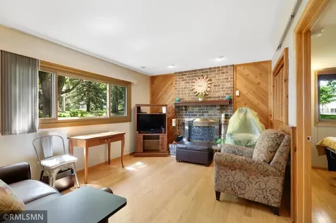 1501 W 140th Street Burnsville MN 55337