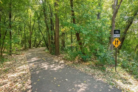6066 Blake Ridge Road Edina MN 55436