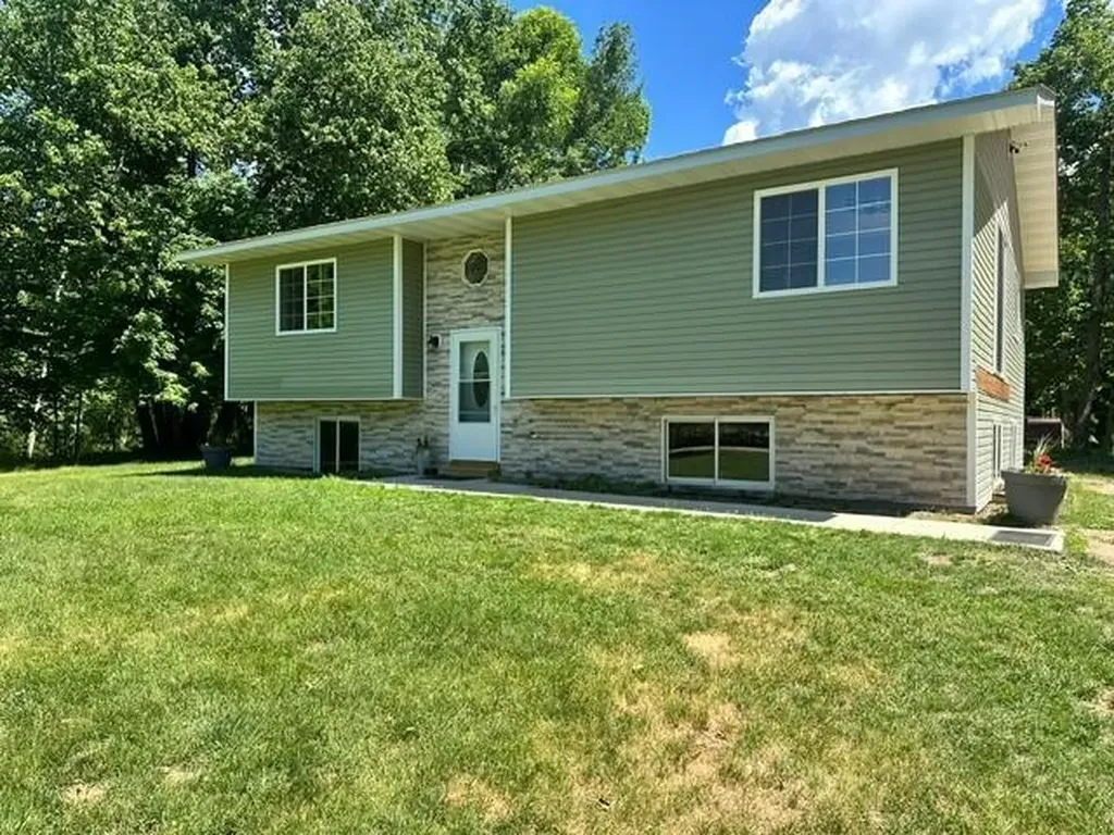 15136 Dandelion Lane NE Bemidji MN 56601