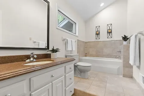 7708 Stonewood Court Edina MN 55439