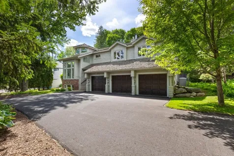 7708 Stonewood Court Edina MN 55439