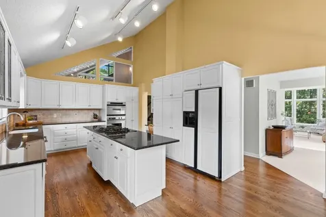 7708 Stonewood Court Edina MN 55439