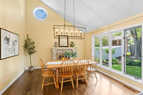 7708 Stonewood Court Edina MN 55439
