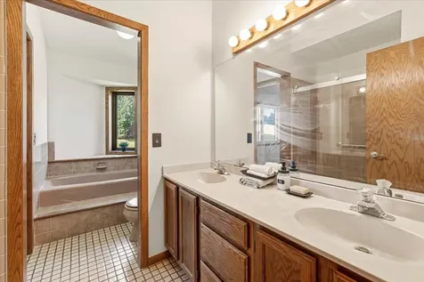3836 Westbury Lane Eagan MN 55123