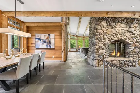 2439 Emerald Trail Minnetonka MN 55305