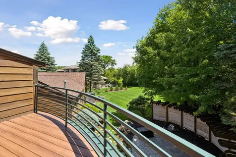 2439 Emerald Trail Minnetonka MN 55305