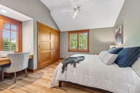 2439 Emerald Trail Minnetonka MN 55305
