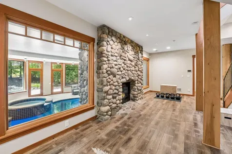 2439 Emerald Trail Minnetonka MN 55305