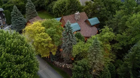2439 Emerald Trail Minnetonka MN 55305