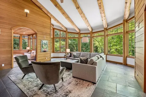 2439 Emerald Trail Minnetonka MN 55305