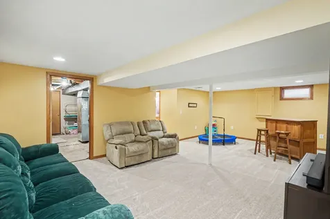 2045 Bluestone Lane Eagan MN 55122