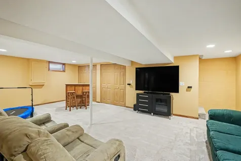 2045 Bluestone Lane Eagan MN 55122