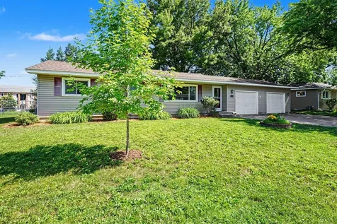 2045 Bluestone Lane Eagan MN 55122