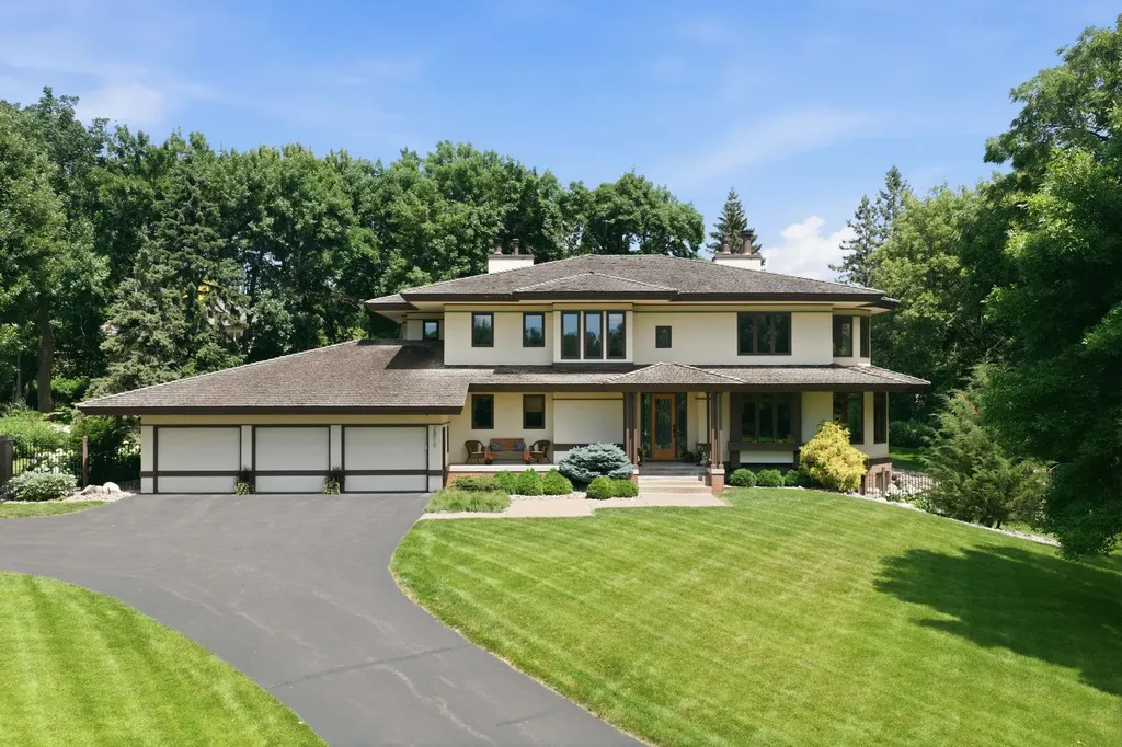 28010 Boulder Bridge Drive Excelsior MN 55331