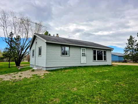 9612 E Hayes Road Mountain Iron MN 55768