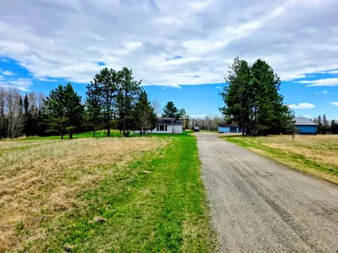 9612 E Hayes Road Mountain Iron MN 55768