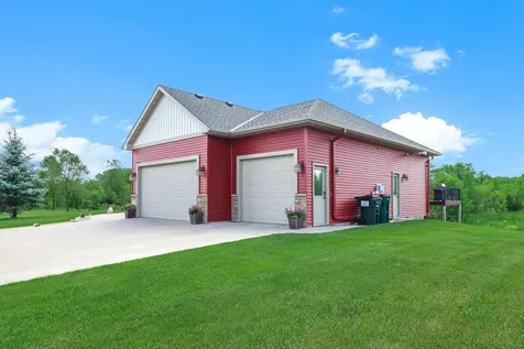 2423 Jewel Street Saint Augusta MN 56301