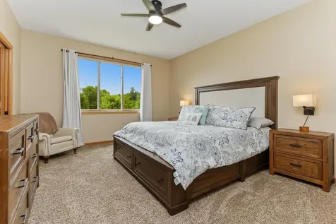 2423 Jewel Street Saint Augusta MN 56301