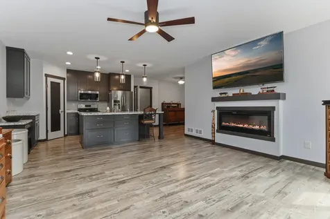 2423 Jewel Street Saint Augusta MN 56301