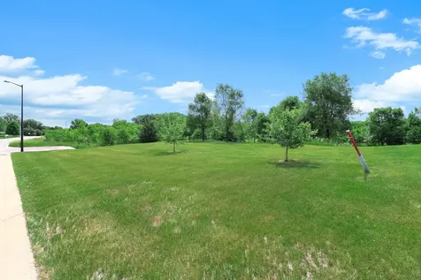 2423 Jewel Street Saint Augusta MN 56301