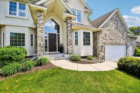 8813 Woodhill Drive Savage MN 55378