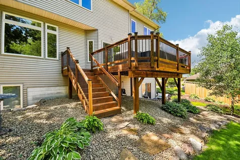 8813 Woodhill Drive Savage MN 55378
