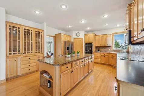8813 Woodhill Drive Savage MN 55378