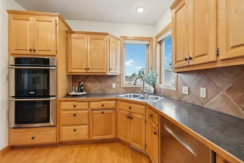 8813 Woodhill Drive Savage MN 55378
