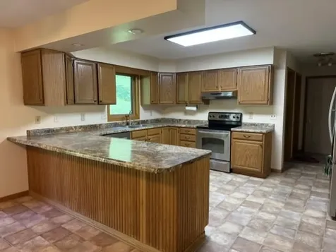 217 Oak Leaf Drive Winona MN 55987