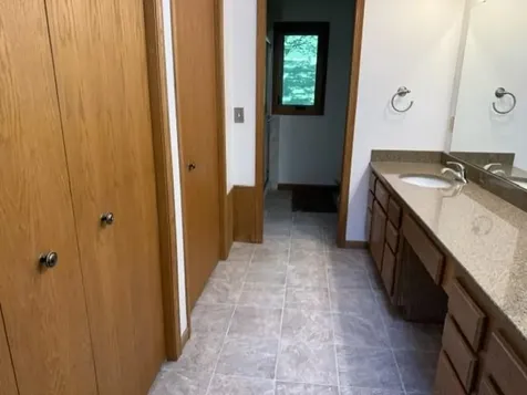 217 Oak Leaf Drive Winona MN 55987
