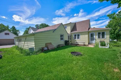 325 South Street W Caledonia MN 55921