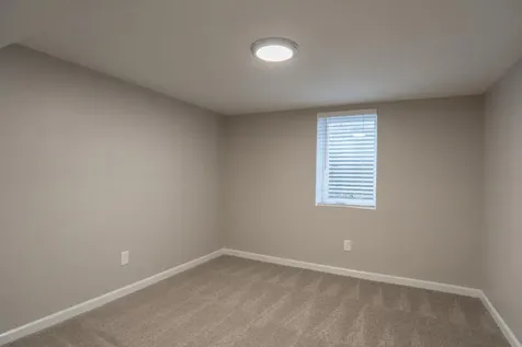 6418 Knoll Street N Golden Valley MN 55427
