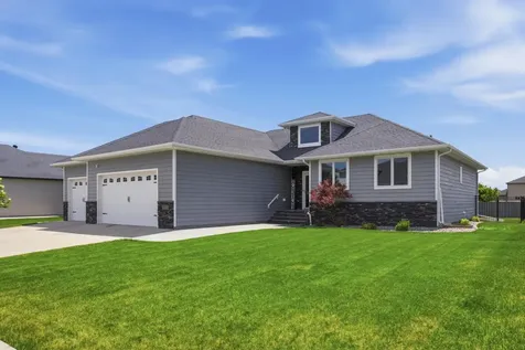 311 39th Avenue E West Fargo ND 58078